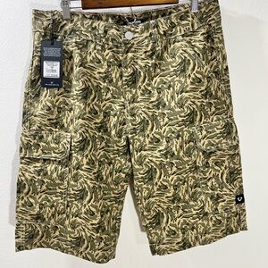 True Religion Abstract Camo Cargo 6-Pkt Cotton Blend 12" Inseam Shorts Size 32